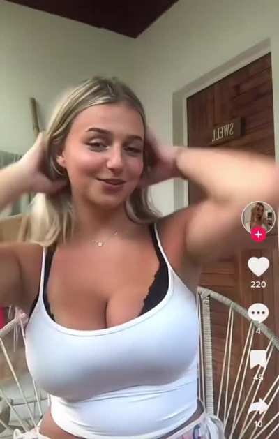 @ellyy.ann on Tiktok