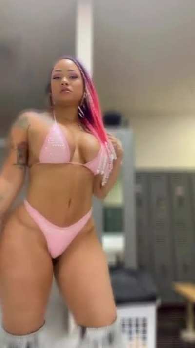 Rose la Cubana (@red<wbr>rose.<wbr>lacub<wbr>ana00<wbr>0)
