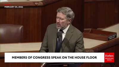 Kentucky Representative Thomas Massie (R) Explodes On DOJ Over Epstein Handling, Names People and Companies He Wants Prosecuted