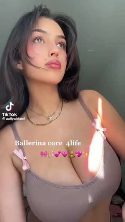 @aaliyahkue1