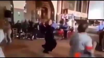 Domingo de quemarle las patas a satanas