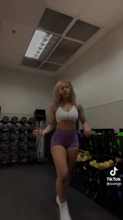 Jo