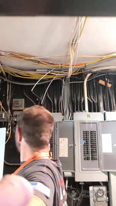 I found a circuit.
