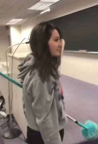 You okay Hannah?!