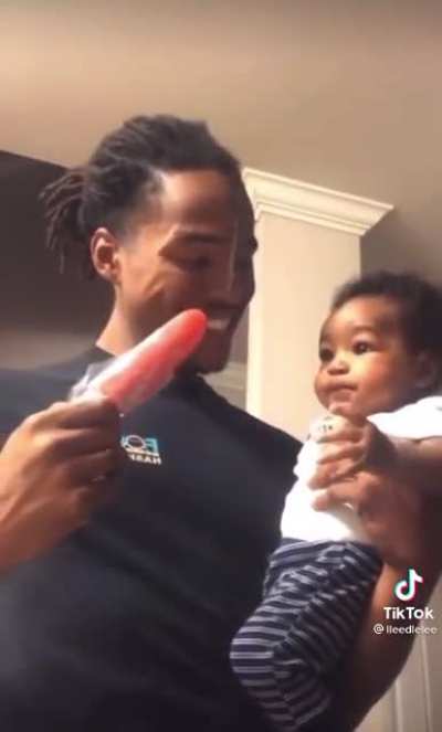 Reminds me of when I let my daughter try skittles. Loved this. (Not my video)