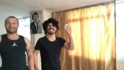 EYYY KGB HALKI Bir yerden başladılar sonunda kurtuluşumuzun ilk gününden herkese merhaba bu posta rekor vote istiyorum her gördüğümüzde sevinelim