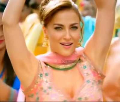 Elli Avram.(old video) such clean pits.