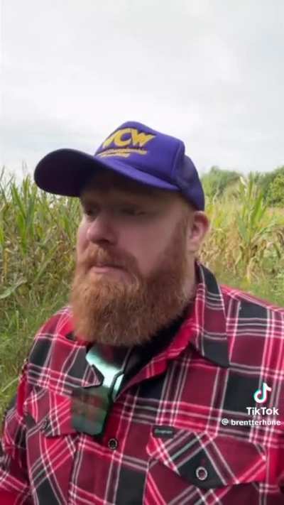 MAGA farmers right now: “I voted to deport the workers, not to do the fucking work myself!” 🚜🤡 .