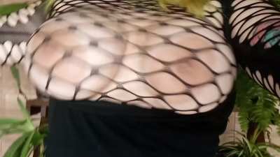 big goth titties bouncing up and down