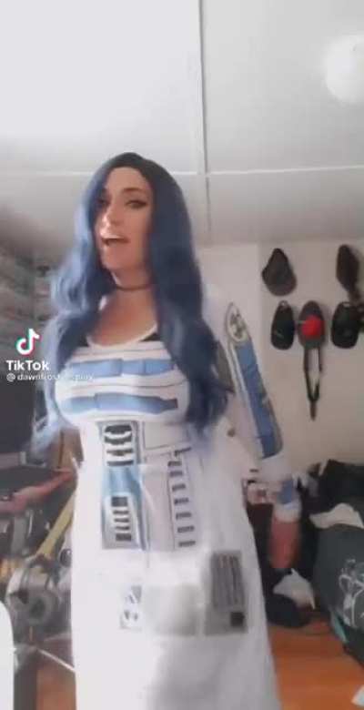 R2D2 be like: