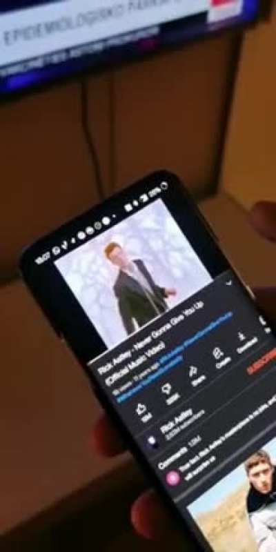 QR code on Latvian news channel