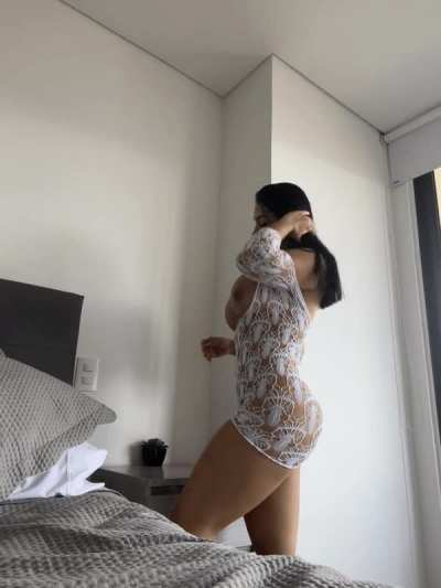 A busty fuckdoll to make your day better