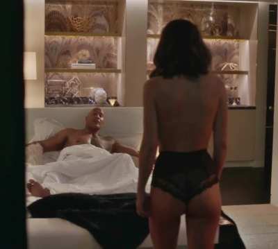 Birthday Girl: Serinda Swan in Ballers [S3E2-2017]