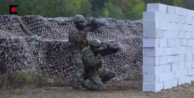 saw the video of dodgy handgun drills and thought you guys would love this