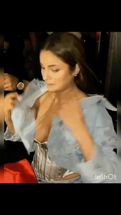 Shehnaaz Gill tits🍼<wbr>🔥🔥🔥💦