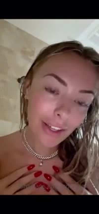 Corinna Kopf Taking Shower 2