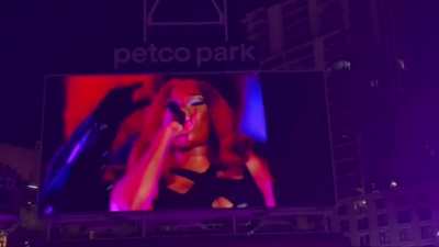 Master Chief dancing with Megan Thee Stallion at TwitchCon