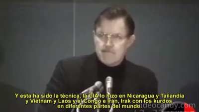 John Stockwell, oficial de la CIA durante 13 años, denunciando en 1989 que EEUU mató al menos a 6 millones de personas.
