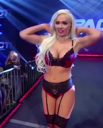 Scarlett Bordeaux