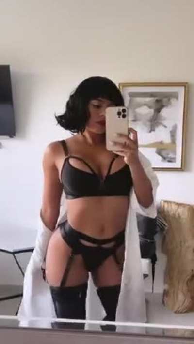 Brazzers BTS. Can't wait to watch it. That lingerie!