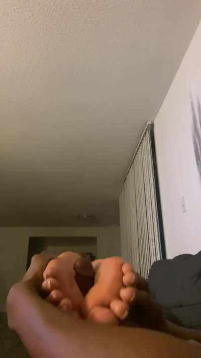 me and my gf are technically broken up but she still lets me cum on her soles :)
