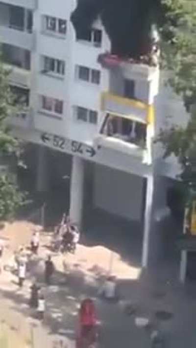 10 year old kid save his younger brother and himself