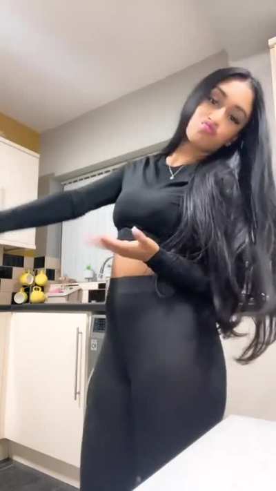Asian girls make me hard 