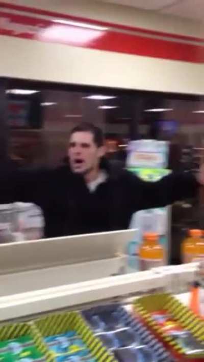 7-Eleven chaos!!
