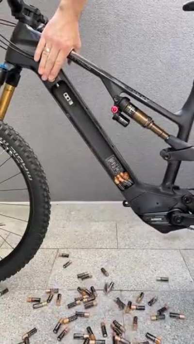 e-bike battery removal