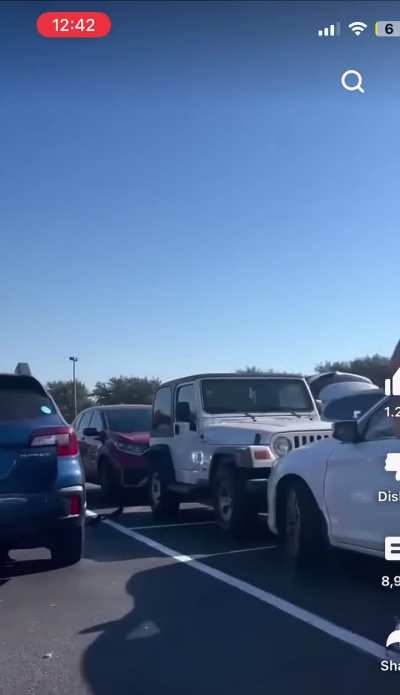 MC doesn’t know how to park