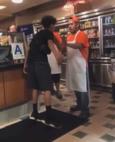 idk the context but the confrontation is pathetic regardless