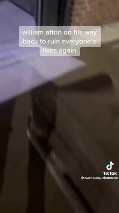 Oh no he back again