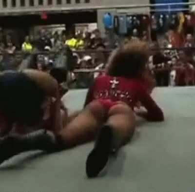 Maria slammed