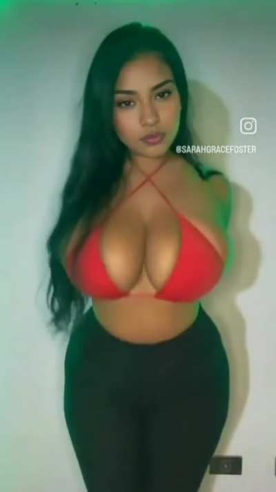 @Sara<wbr>hgrac<wbr>efost<wbr>er (big tits) 