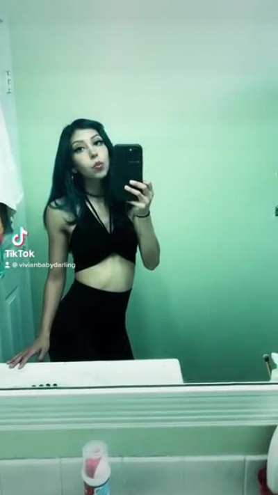 Vivia<wbr>nBaby<wbr>Darli<wbr>ng On OnlyFans