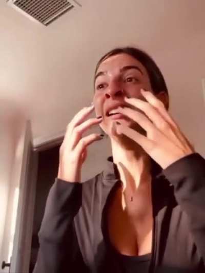 Gabbie Hanna having a meltdown over the fact her 
