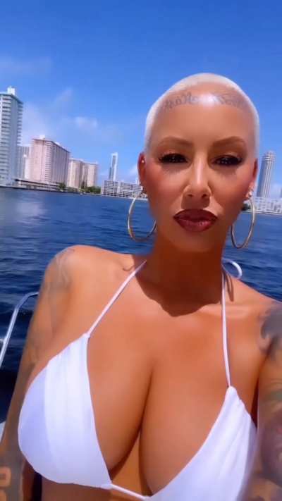 Big Tits Amber Rose #1