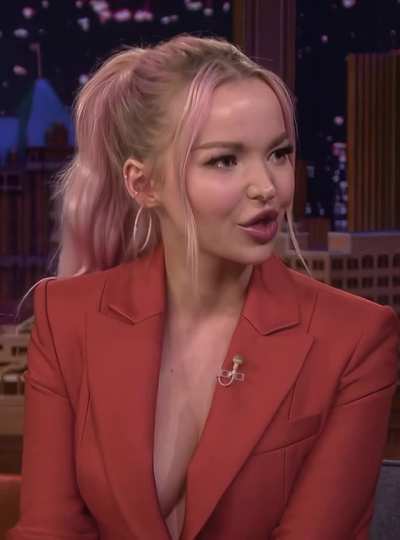 Dove Cameron