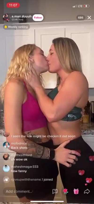 Old thot/Young thot