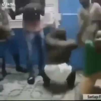 La verdadera pregunta es si será kk ese vulto o que onda