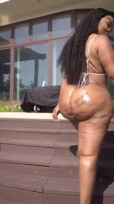 Lambo<wbr>rghin<wbr>iBodi<wbr>ezz #Approved 😍🍑✅