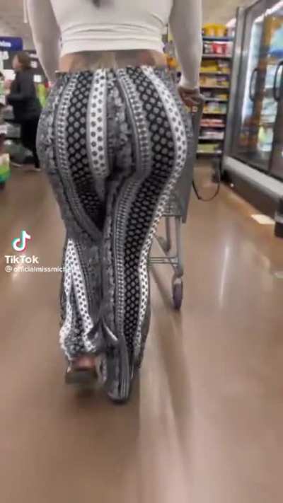 🧟‍♂️🍑