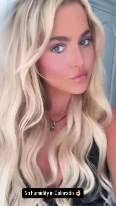 Showing us her beautiful hair, Instagram, 11-21-2024