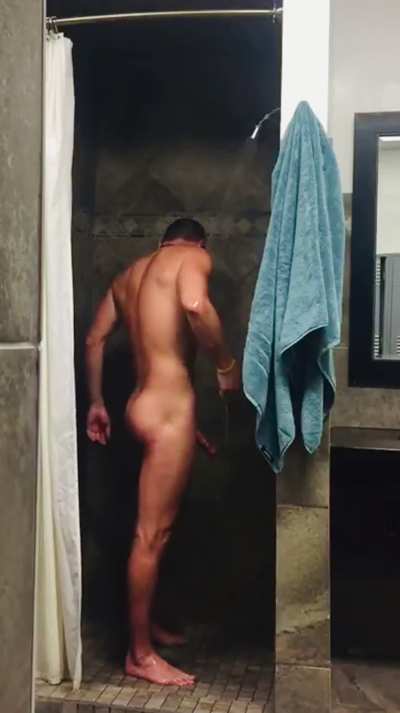 Assfag'n Hollifuckbod