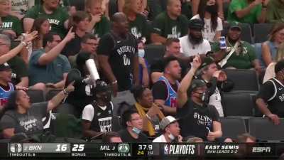 [Highlight] James Harden is annoyed at Giannis Antetokounmpo's lengthy free throw routine