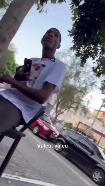 É bem assim mesmo 