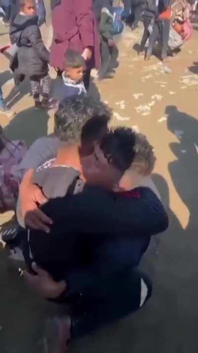After a year of war, separation, and suffering, two Palestinian twins were finally reunited. Their embrace was more than just a hug — it was healing, defiance, and a reminder that even in darkness, love and hope survive. 🥹🥹