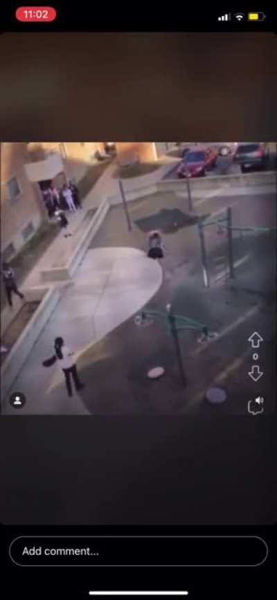 Dude shoots rapper Aroy point blank after losing a fair fight.