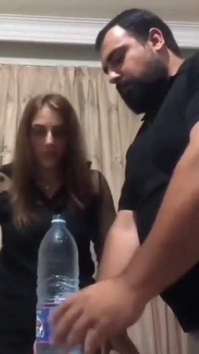Respire se você acordou agora ou tem um corpo de 15 anos no freezer a 1 semana e tem que se livrar dele antes que a polícia bata na sua porta 🙏