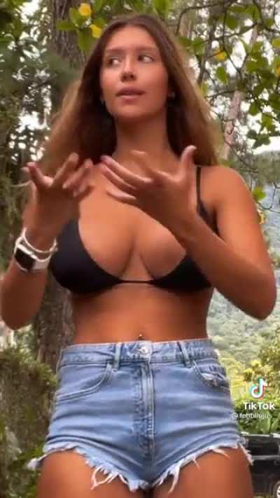 Heavy knockers